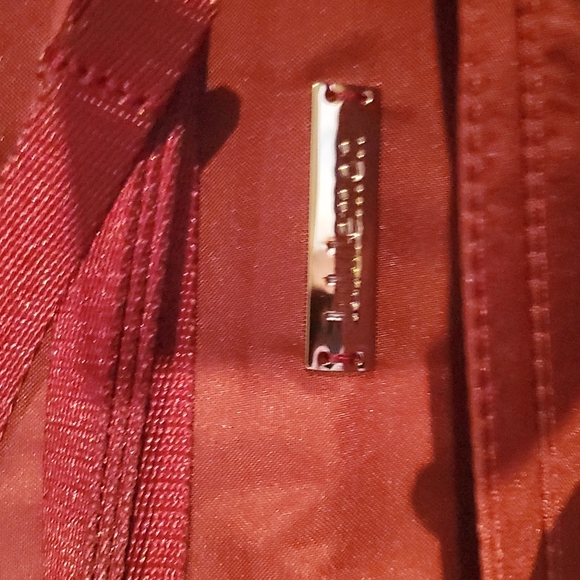 Lululemon crossberry clutch etc  bag tagged gorgeous maroon color gold accents - Picture 3 of 15